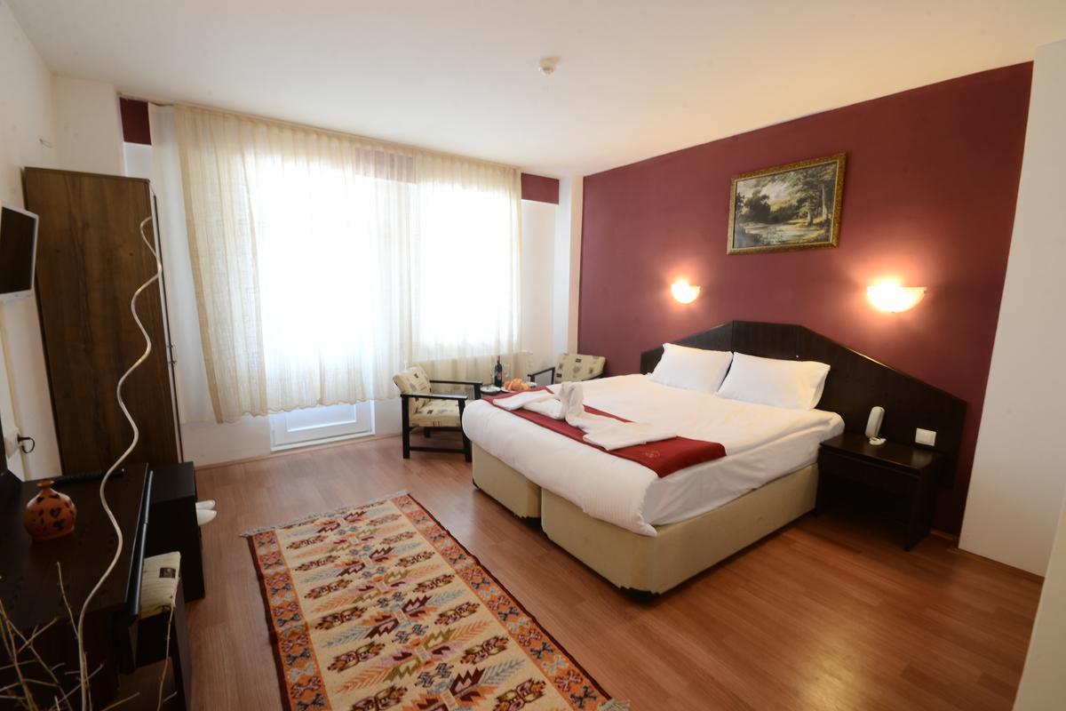 Matiasos Hotel 格雷梅 外观 照片