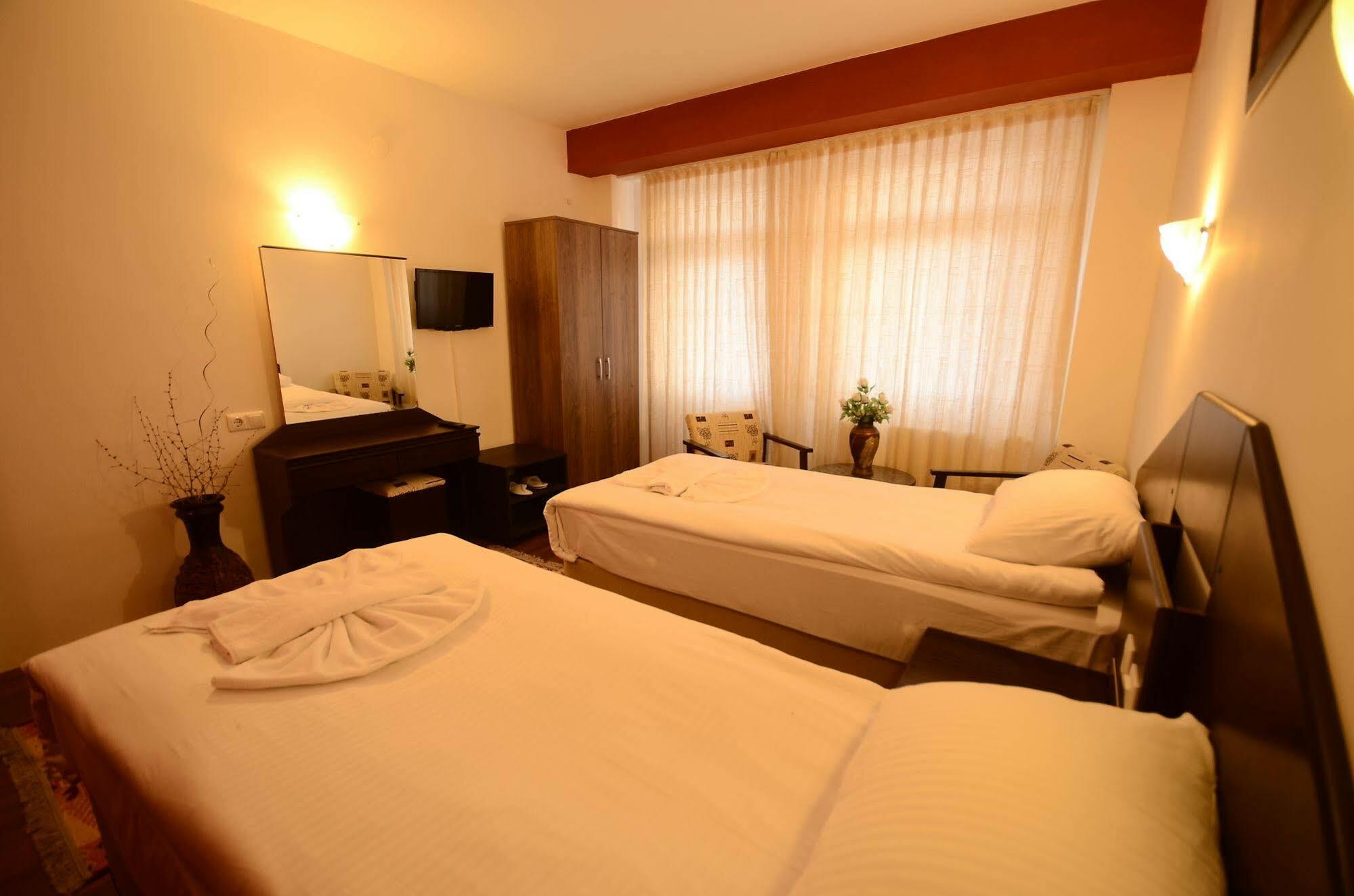 Matiasos Hotel 格雷梅 外观 照片