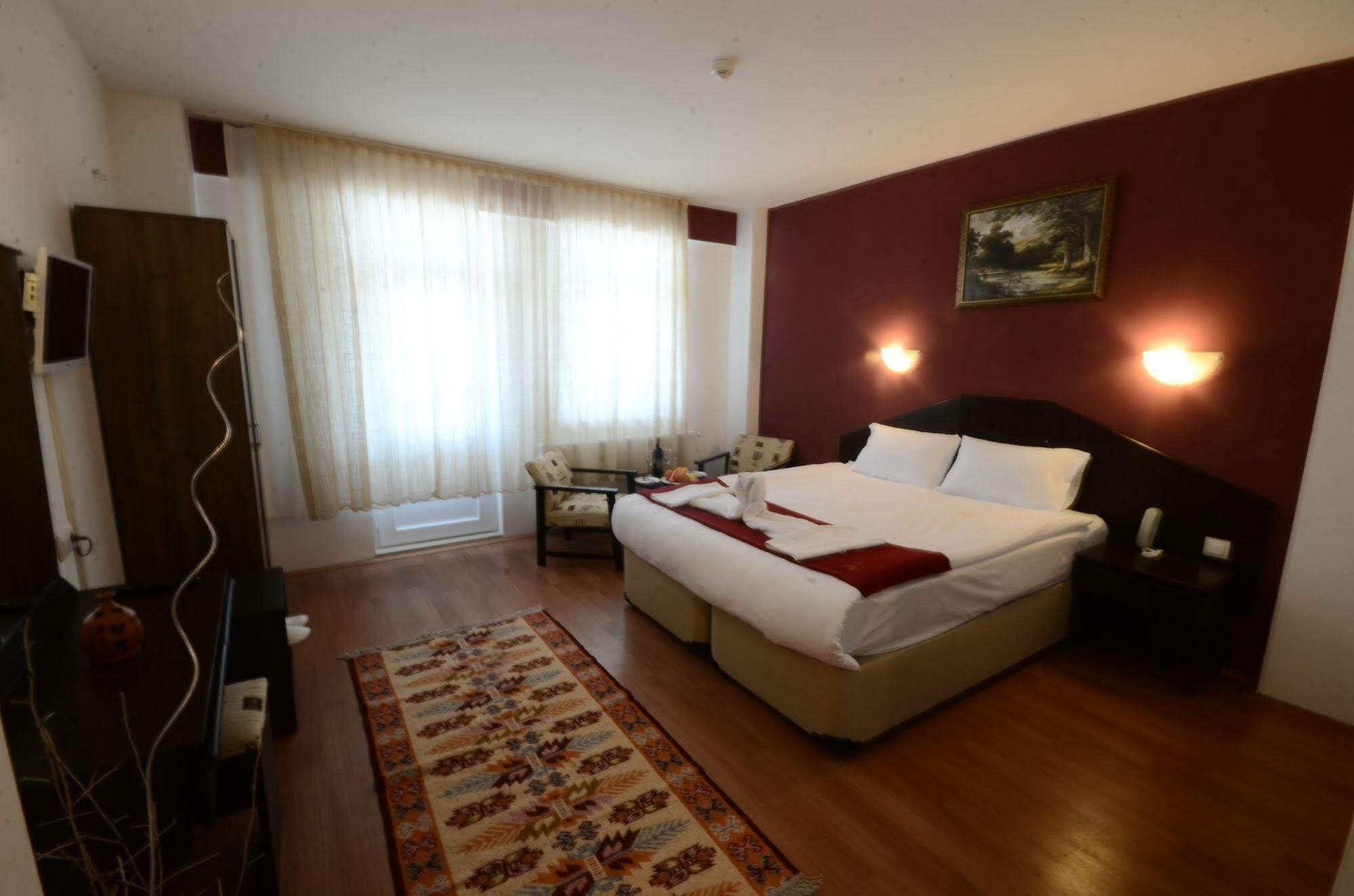 Matiasos Hotel 格雷梅 外观 照片